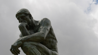 Au-delà de la gauche et de la droite: l'avenir de l'antimondialisme